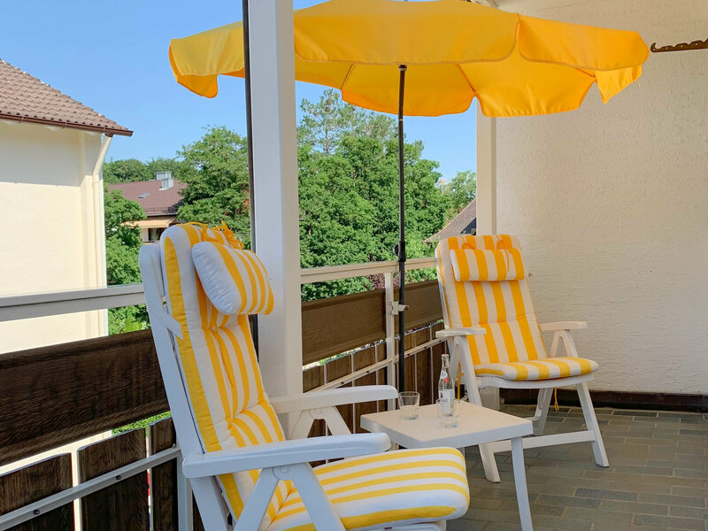 HP_Doppelzimmer_37_balkon__Seite_7-8-colored